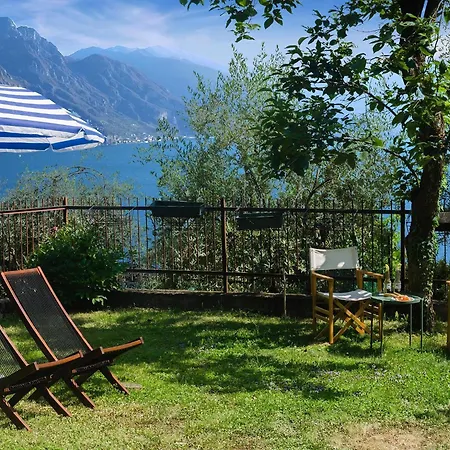 In Mit Grossem Garten Riva di Solto