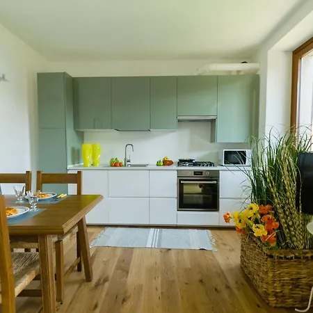 Apartamento Discesa A Riva di Solto